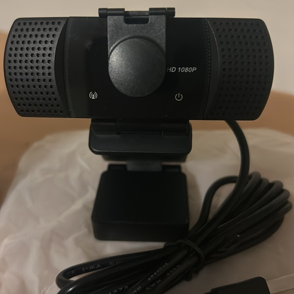 1080p webcam with stand. New in box - Picture 3 of 5